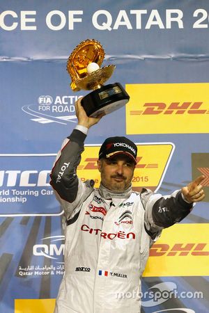 Podio: ganador Yvan Muller, Citroën C-Elysée WTCC, Citroën World Touring Car team