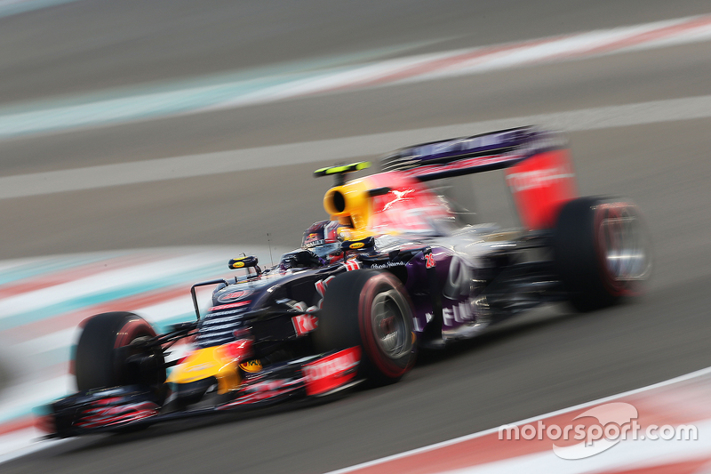2015 год. За рулем болида Red Bull RB11 на квалификации
