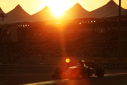 Carlos Sainz Jr., Scuderia Toro Rosso STR10