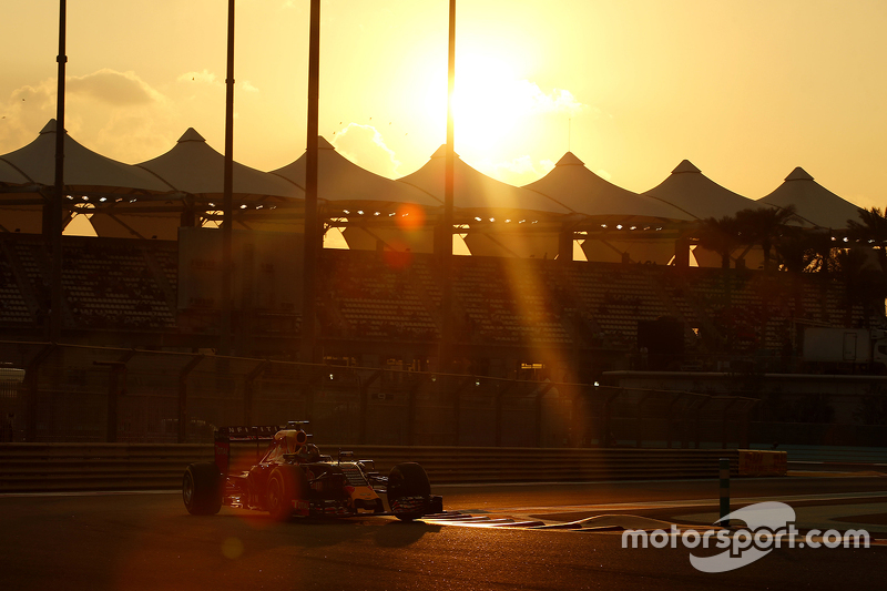2015 год. За рулем болида Red Bull RB11 на квалификации