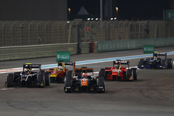 Raffaele Marciello, Trident, avanti a Artem Markelov, RUSSIAN TIME, Jordan King, Racing Engineering