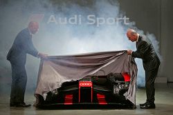 Chris Reinke, Head of LMP, and Dr. Wolfgang Ullrich unveil the 2016 Audi R18 e-tron quattro