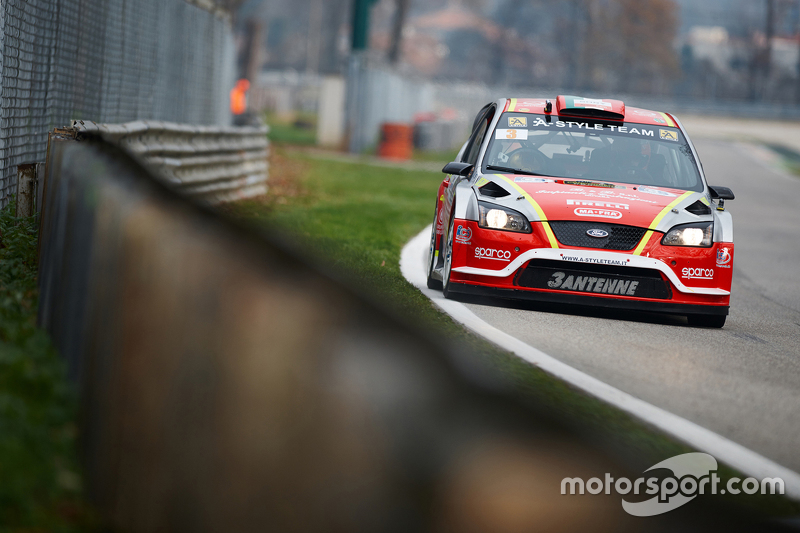 Vitantonio Liuzzi and Florean Fulvio, Ford Focus