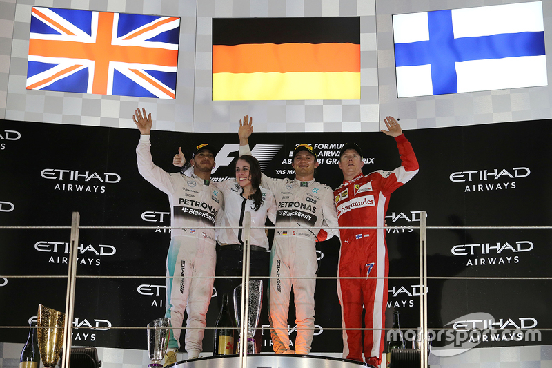 Podium: El ganador Nico Rosberg, Mercedes AMG F1 Team, segundo, Lewis Hamilton, Mercedes AMG F1 Team