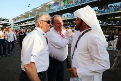 Derek Warwick, Commissaire de la FIA, sur la grille