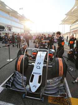 Машина Sahara Force India F1 VJM08 Серхио Переса, Sahara Force India F1 на стартовой решетке