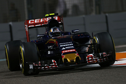 Carlos Sainz Jr., Scuderia Toro Rosso STR10