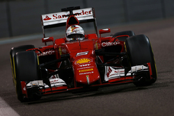 Sebastian Vettel, Ferrari SF15-T