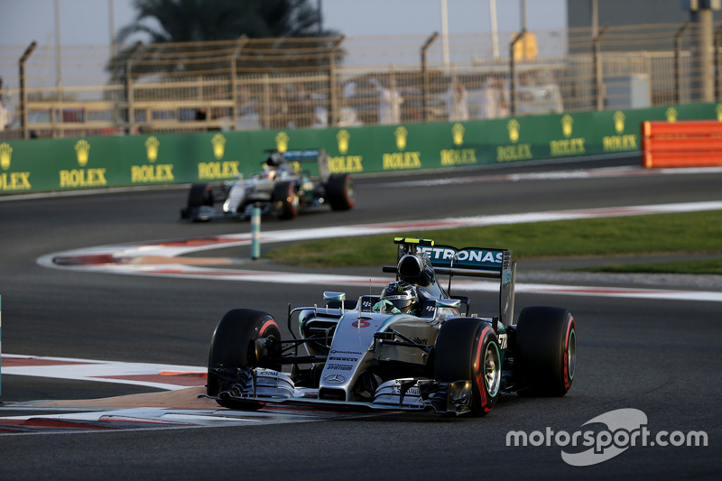 GP de Abu Dhabi 2015 (Yas Marina) vs Rosberg (0.377s)