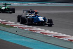 Ralph Boschung, Jenzer Motorsport leads Matevos Isaakyan, Koiranen GP 