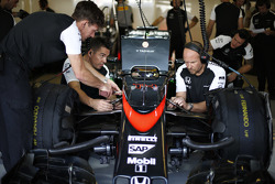 Fernando Alonso, McLaren MP4-30