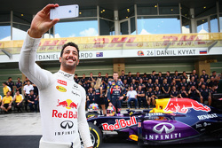 Daniel Ricciardo en Daniil Kyvat, Red Bull Racing