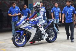 Jorge Lorenzo, Yamaha Factory Racing with the Yamaha YZF-R3