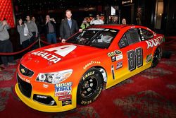 Das neue Farbdesign für Dale Earnhardt Jr., Hendrick Motorsports Chevrolet, mit Sponsor Axalta