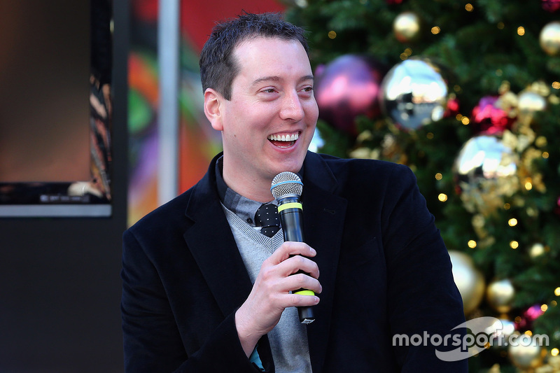 3° - Campeão e com 11 provas a menos, Kyle Busch quase chega ao topo da lista com US$ 8.393.925