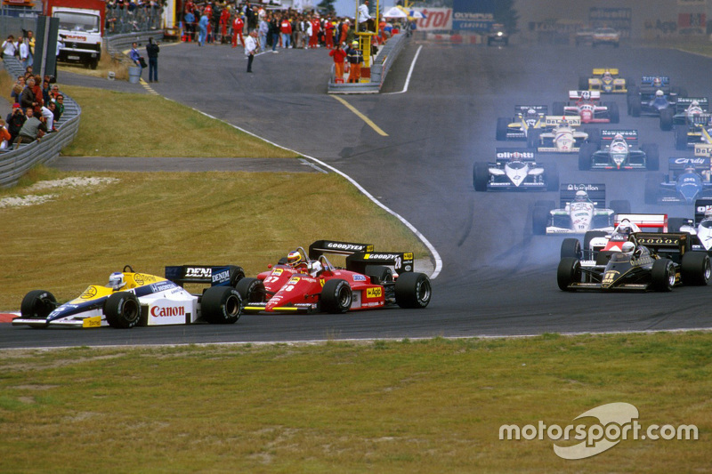 Start: Keke Rosberg, Williams, lider