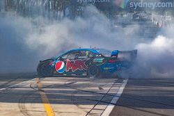  2015 V8 Supercars Champion Mark Winterbottom, Prodrive Racing Australia Ford celebrates with doughnut