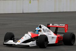 Fernando Alonso pilote la McLaren Honda MP4/6 de 1991