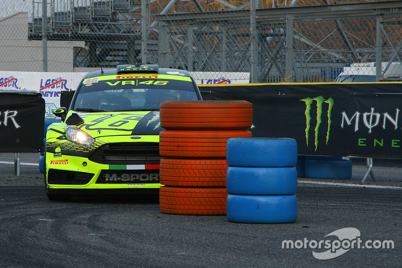 Valentino Rossi y Carlo Cassina, Ford Fiesta