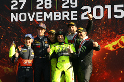 Podio: i vincitori Valentino Rossi and Carlo Cassina, Ford Fiesta, secondi Thierry Neuville and Juli
