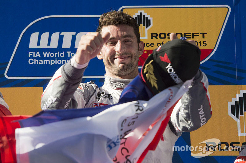 Race winner Jose Maria Lopez, Citroën C-Elysée WTCC, Citroën World Touring Car team