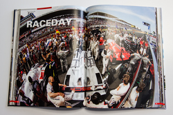 Libro Porsche Victory 2015 de René de Boer y Tim Upietz