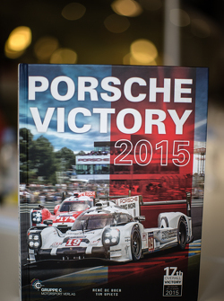Porsche Victory 2015 book by René de Boer and Tim Upietz
