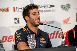 Daniel Ricciardo en la conferencia de prensa