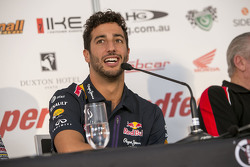 Daniel Ricciardo in der Pressekonferenz