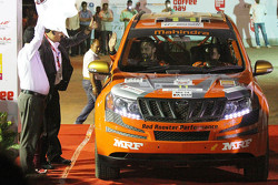 Gaurav Gill and Musa Sherif, XUV 500, Team Mahindra Adventure