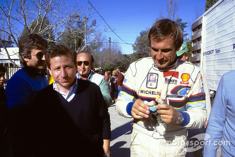 Jean Todt, jefe de Peugeot Sport y Carlos Reutemann