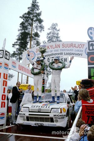 Pemenang balapan, Timo Salonen, dan Seppo Harjanne, Peugeot 205 T16