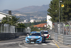Nestor Girolami, Honda Civic WTCC, Nika International