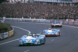 Equipe Matra-Simca壳牌车队15号Matra-Simca MS670:亨利·佩斯卡洛罗、格拉汉姆·希尔
