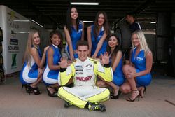 Hugo Valente, Chevrolet RML Cruze TC1, Campos Racing met grid girls