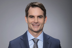 Jeff Gordon as Fox Sports television commentator