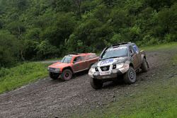 #336 Nissan: Jurgen Schroder, Daniel Schroder; #337 Gordini: Sheldon Creed, Jonah Street