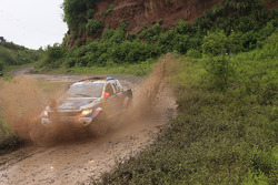 #320 Ford: Xavier Pons, Ricardo Torlaschi