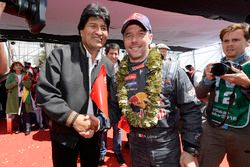 Sébastien Loeb, Peugeot Sport con el presidente de Bolivia, Evo Morales