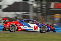 #72 SMP Racing Ferrari 488 GTE: Viktor Shaitar, Andrea Bertolini, Gianmaria Bruni, James Calado