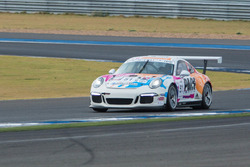 #51 KCMG Porsche GT3 Cup: Paul Ip, Martin Rump, Yuan Bo