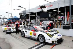 #911 Porsche Team North America Porsche 911 RSR: Nick Tandy, Patrick Pilet, Kevin Estre