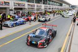 #19 Belgian Audi Club Team WRT Audi R8 LMS: Michael Meadows, Stuart Leonard, Laurens Vanthor