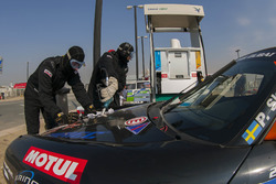 Refuel station