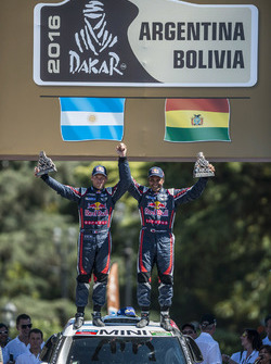 Les seconds chez les autos Nasser Al-Attiyah et Matthieu Baumel