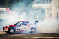 Khalid Al-Qassimi, Citroën DS3, VIP-Taxifahrten