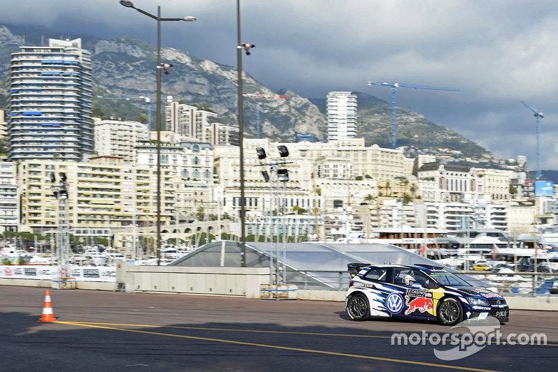 Sébastien Ogier, Volkswagen Motorsport gives VIP rides