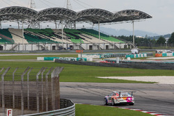 #51 KCMG Porsche GT3 Cup: Paul Ip, Akash Nandy, Yuan Bo