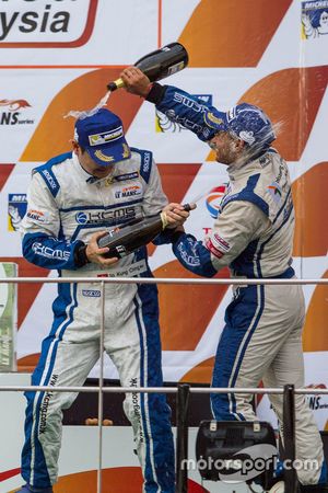 Gtam podium celebration