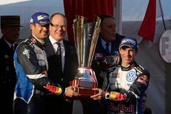 Les vainqueurs Sébastien Ogier, Julien Ingrassia, Volkswagen Motorsport avec Son Altesse Sérénissime le Prince Albert de Monaco